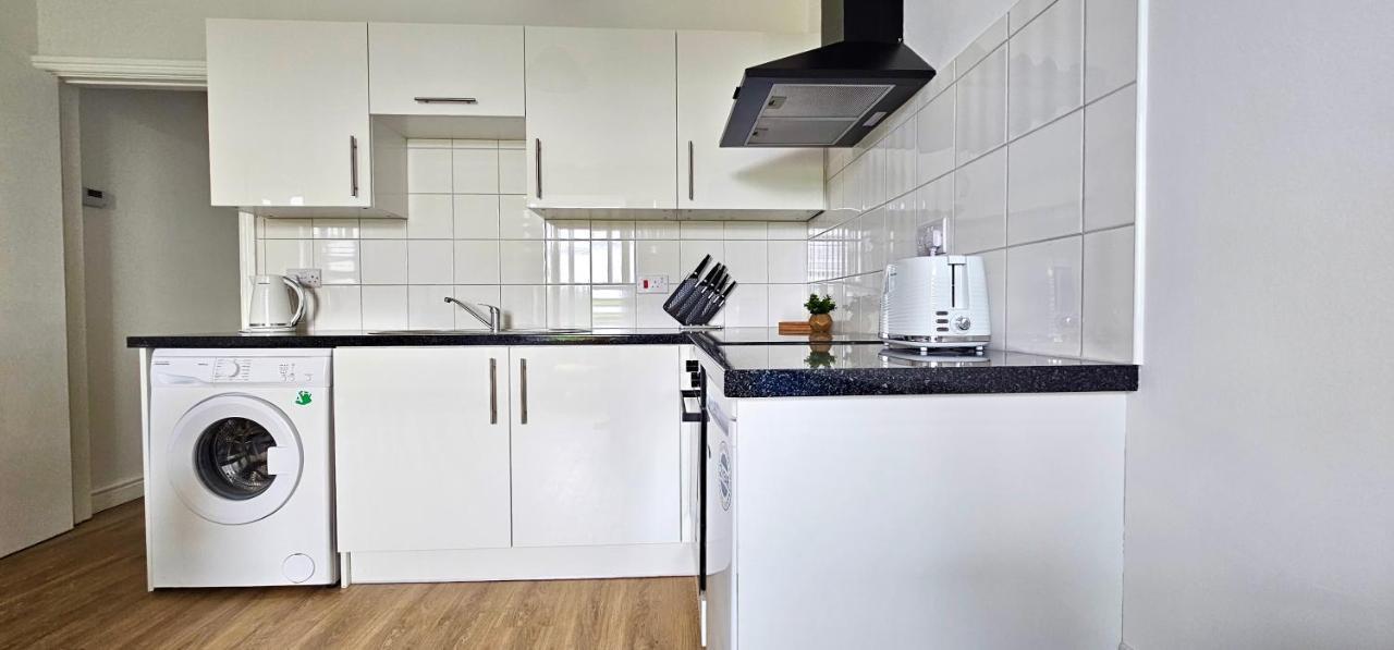 Harlequin Apartments By Switchback Stays Cardiff Exterior foto